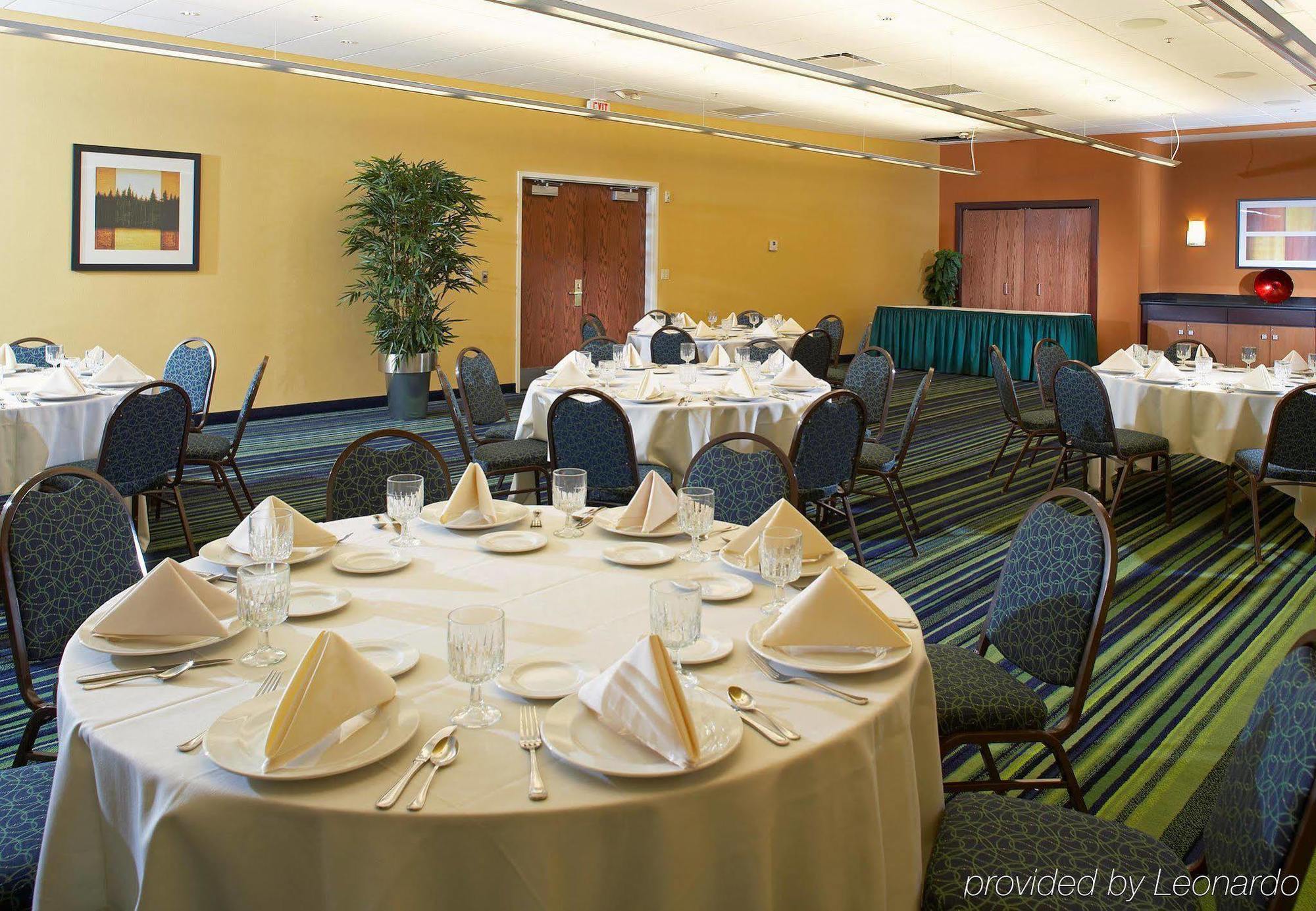 Fairfield Inn & Suites By Marriott Cleveland Beachwood Restauracja zdjęcie